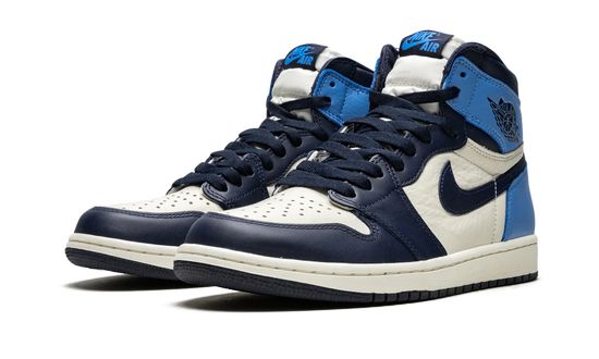 Air Jordan 1 Retro High OG “Obsidian/University Blue” 555088-140